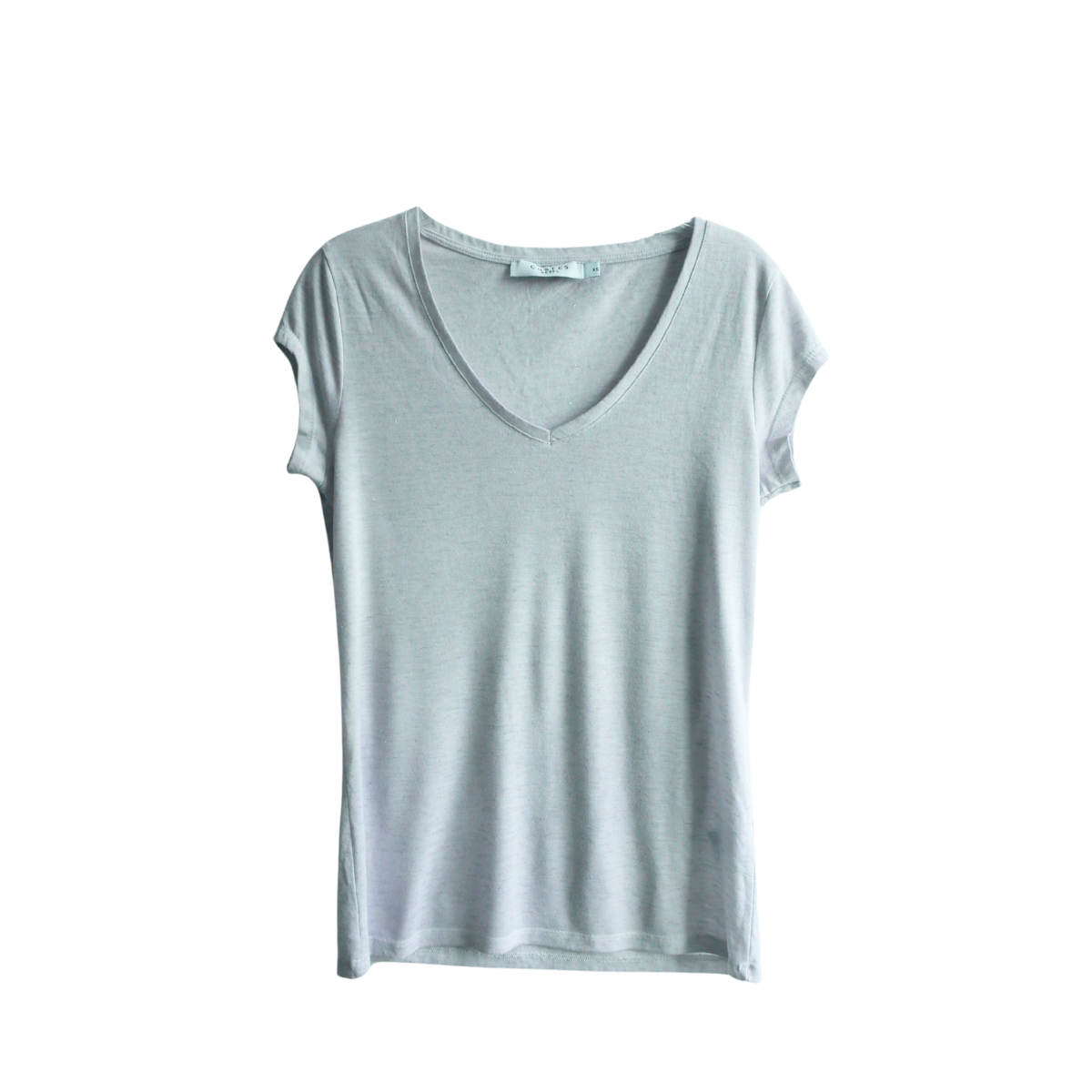 Lichtblauwe shirt met lichte glitter in