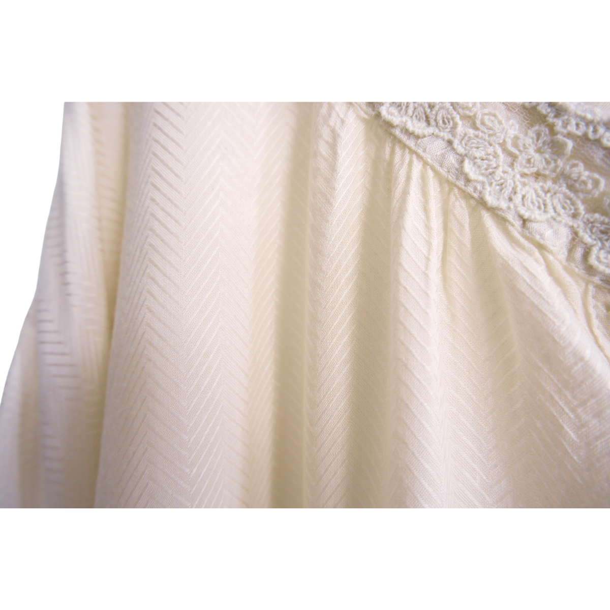 Gebroken witte wijde blouse
