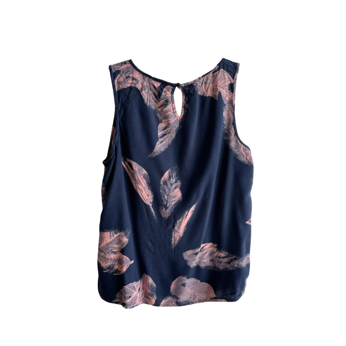 Blauwe top met veren/blaadjes