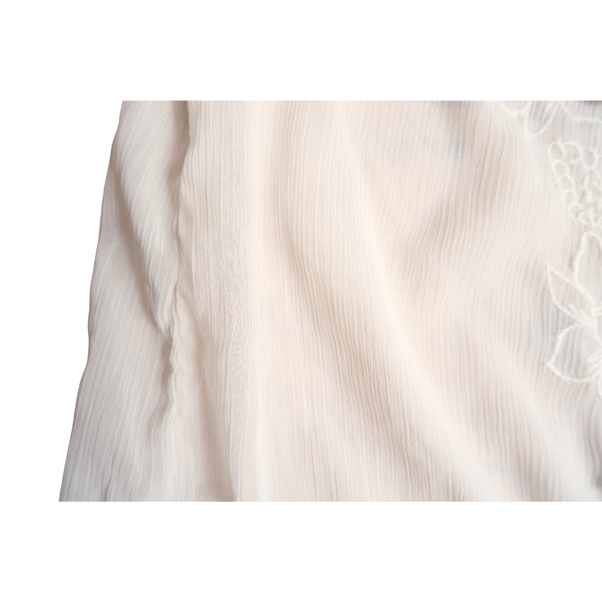 Gebroken witte blouse met bloemen