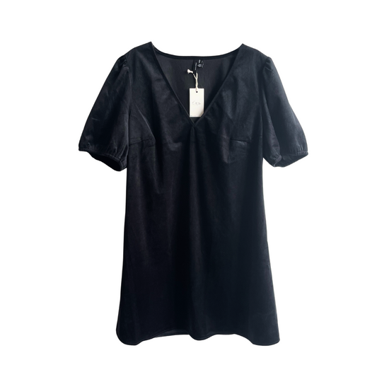 Zwart kleedje pofmouwen