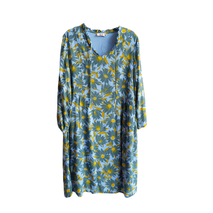 Blauwe bloemenjurk