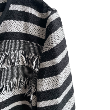 Zwart wit gestreept vestje