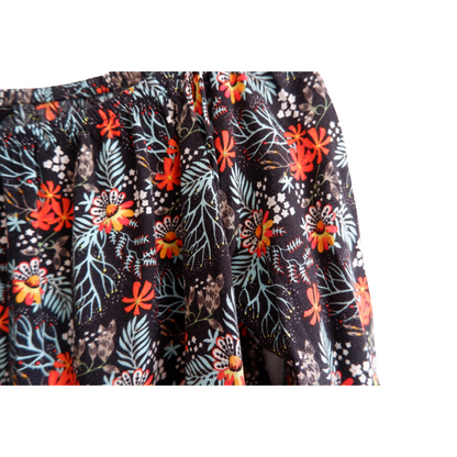 Zwierige blouse met bloemenmotief