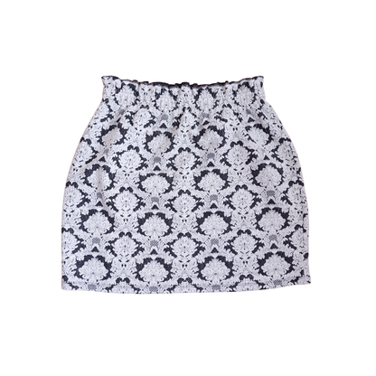 Zwart witte rok met rek