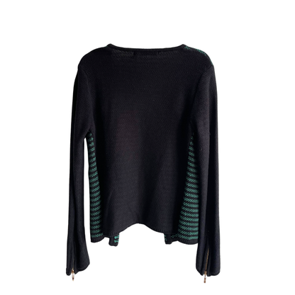 Zwart gilet met groene lijnen