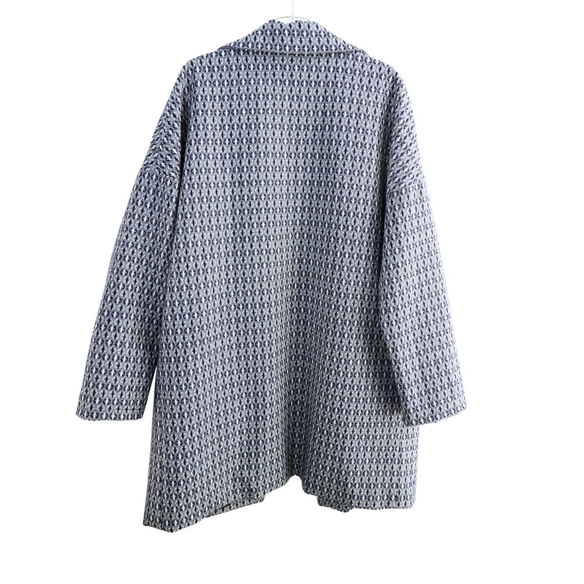 Blauwe zelfgemaakte vest met motief